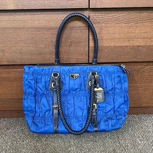 PRADA TOTE BAG 💯 AUTHENTIC